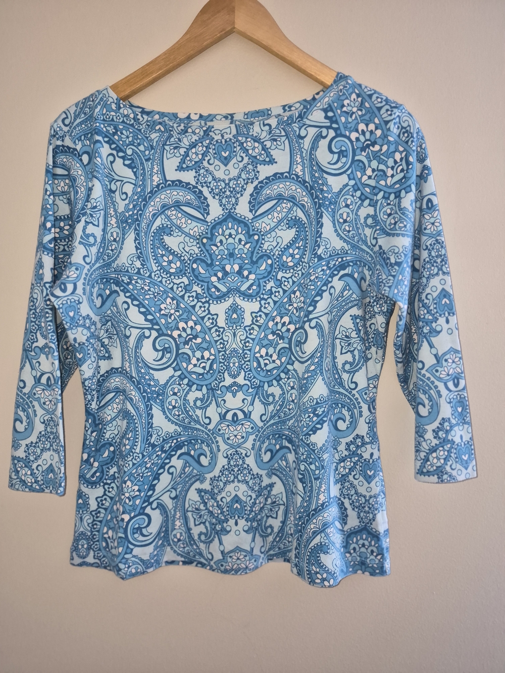 Talbots Blue Paisley Top Women’s Large 3/4 Sleeve Boat Neck Cotton